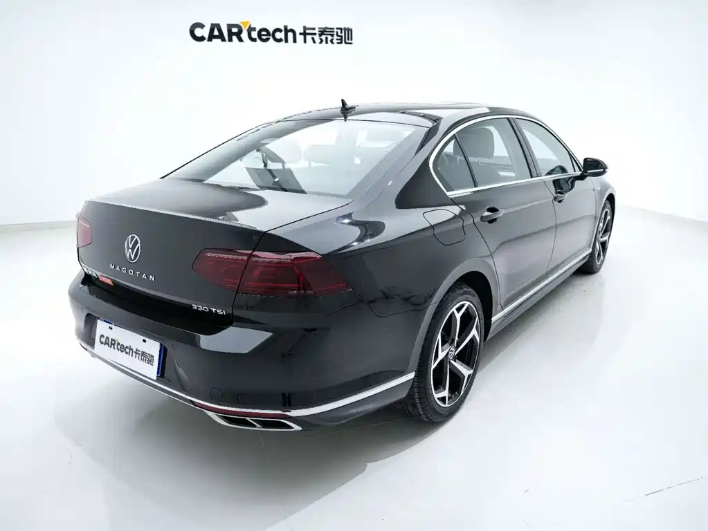 VOLKSWAGEN MAGOTAN 2023