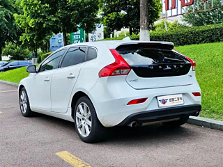 VOLVO V40 2017 YEAR T3 ELEGANT EDITION 2017