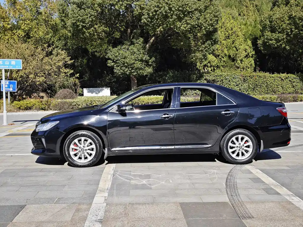 TOYOTA CAMRY 2017