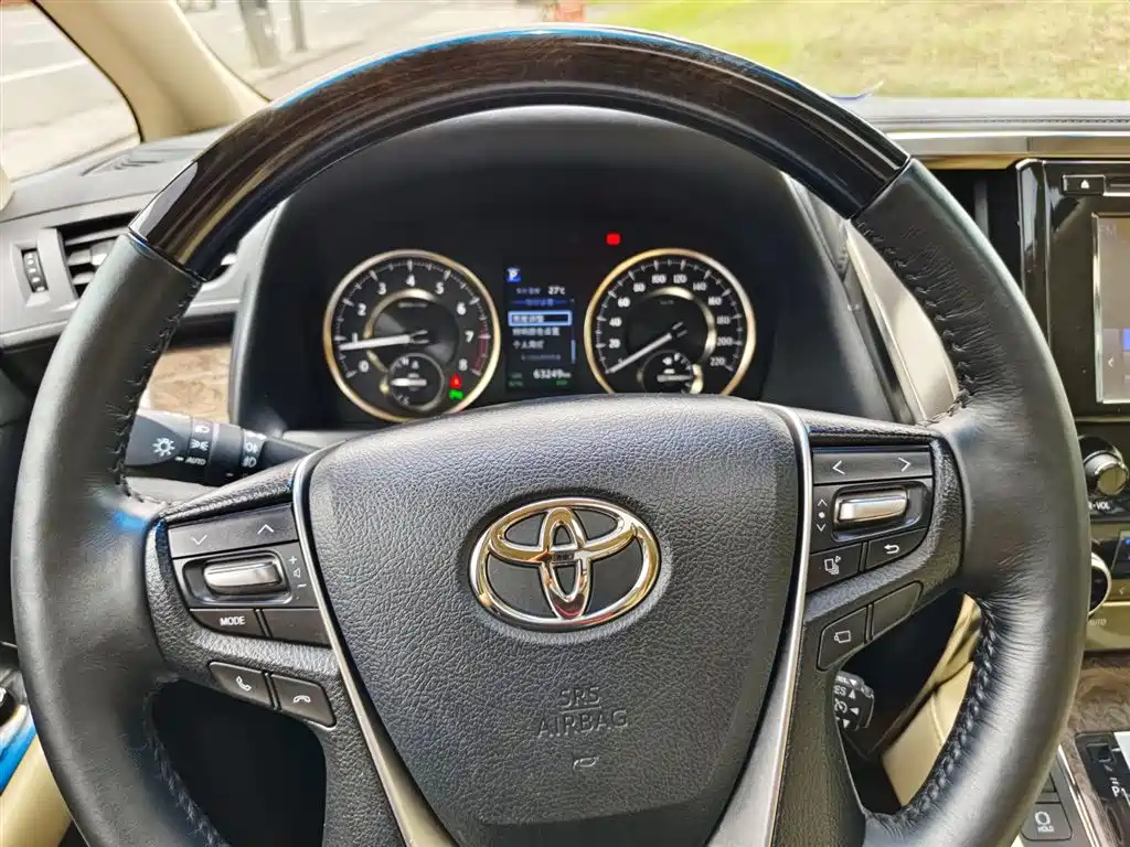 TOYOTA ALPHARD 2019