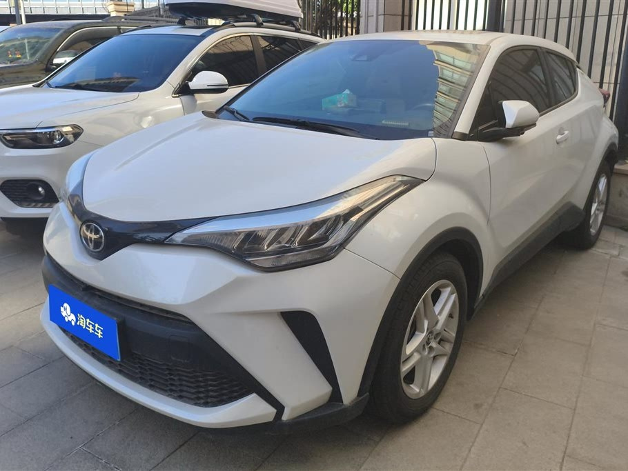 TOYOTA C-HR 2021