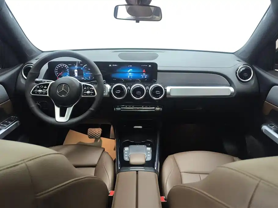 MERCEDES BENZ GLB 2022