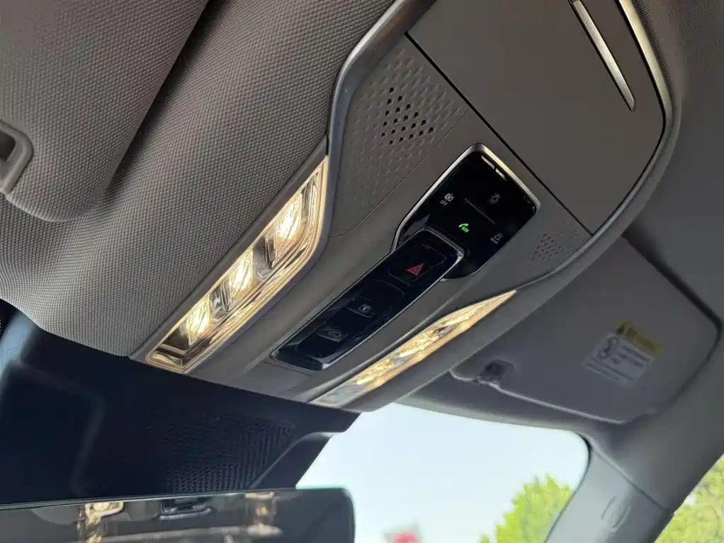 HONGQI HS3 PHEV 2024