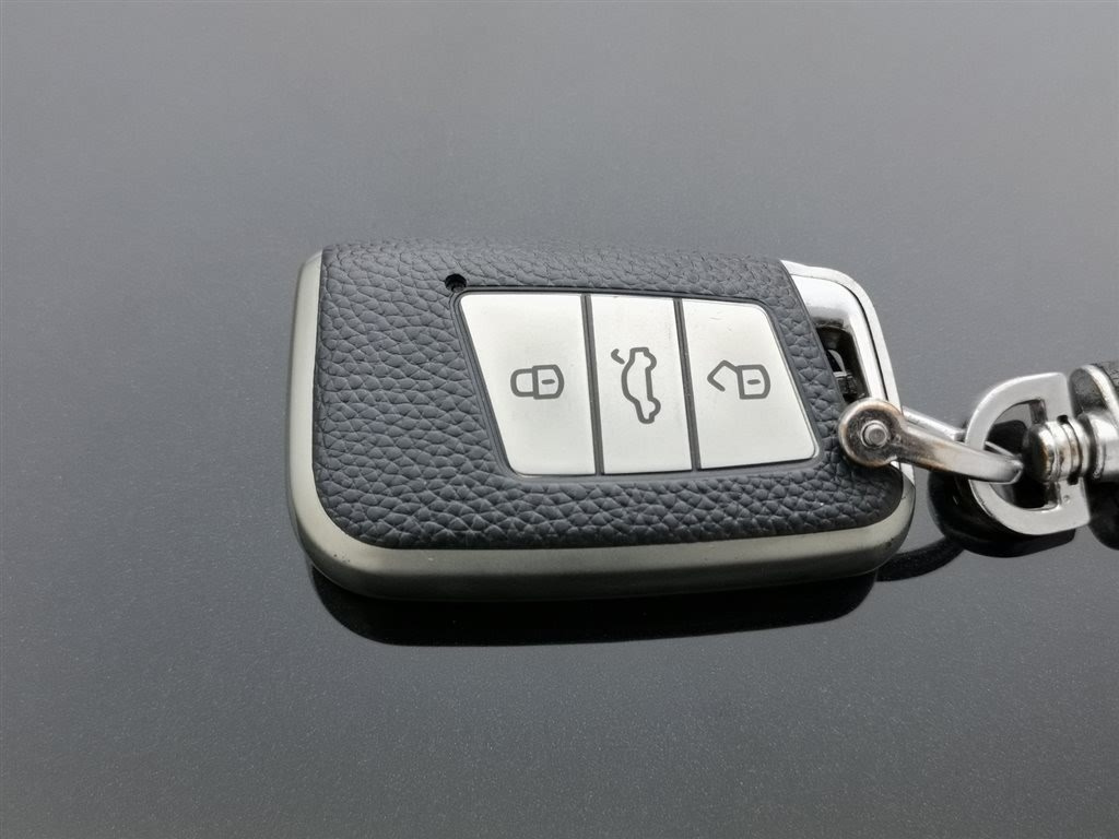 VOLKSWAGEN MAGOTAN 2019