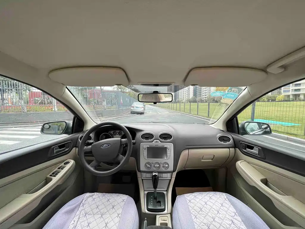 FORD FOCUS 2013