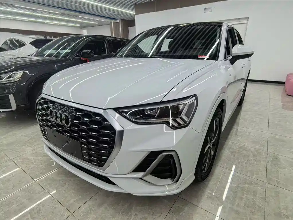 AUDI Q3 SPORTBACK 2021