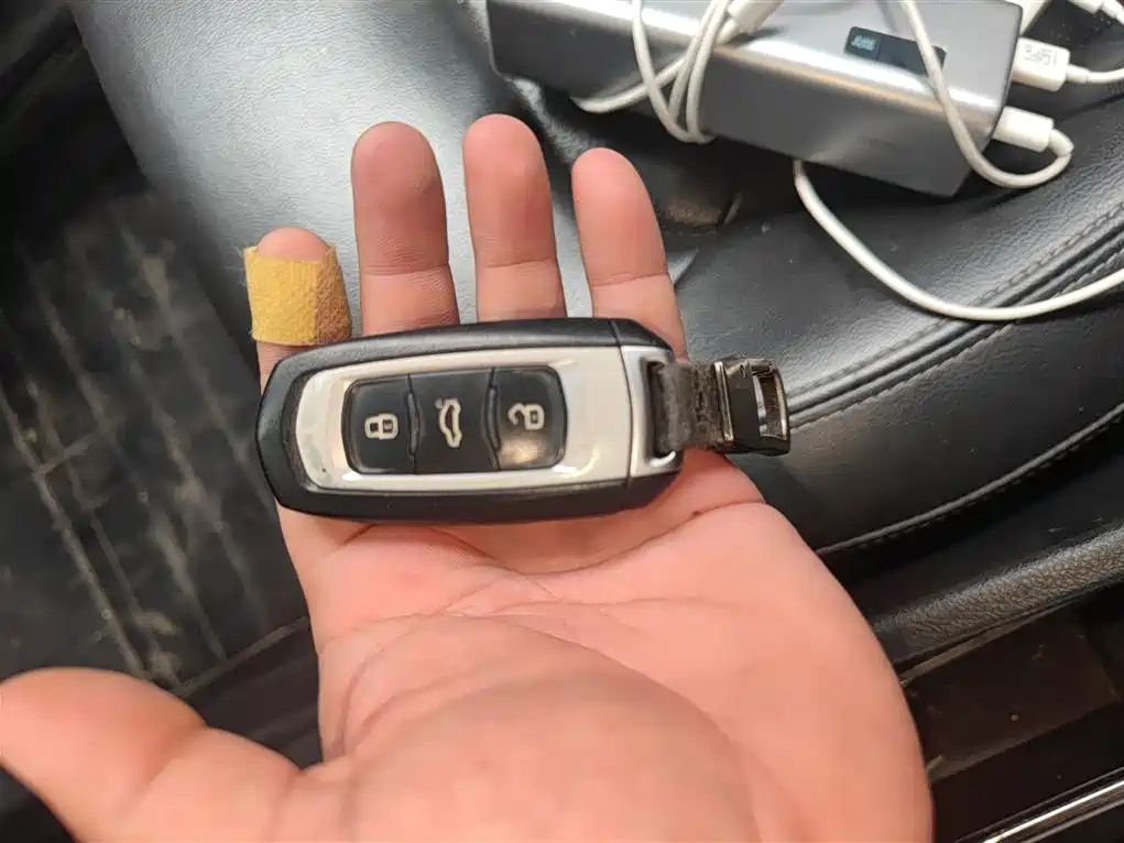 GEELY AUTO EMGRAND 2017