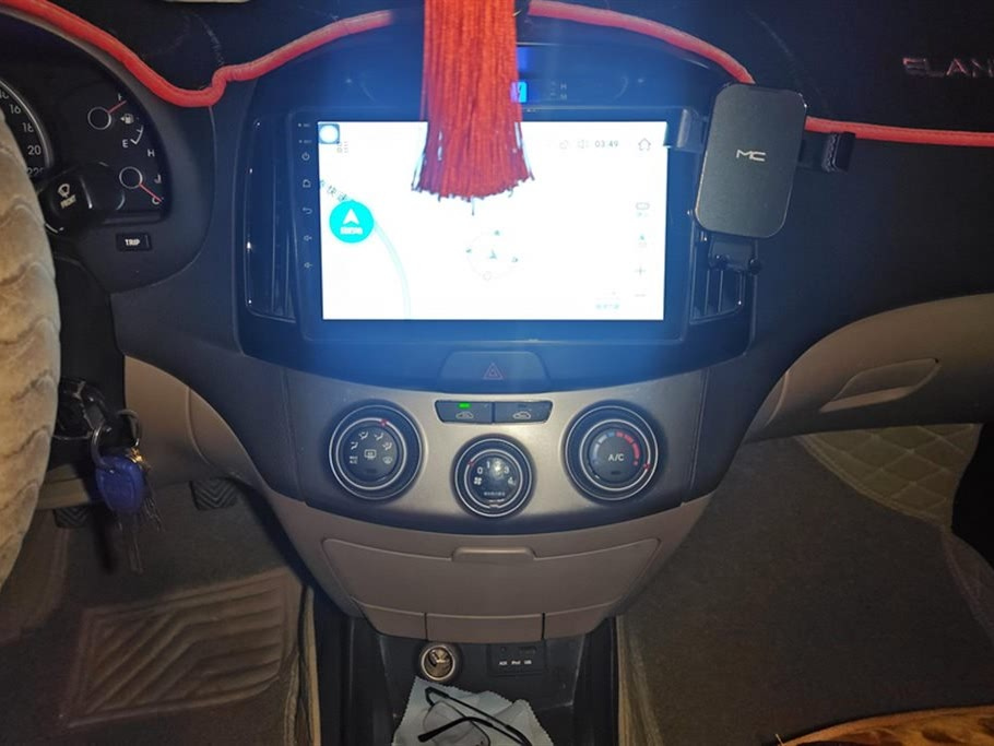 HYUNDAI CELESTA 2015