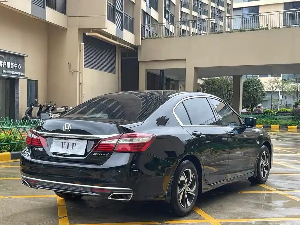 HONDA ACCORD 2016