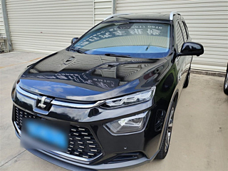 Заказать LUXGEN URX