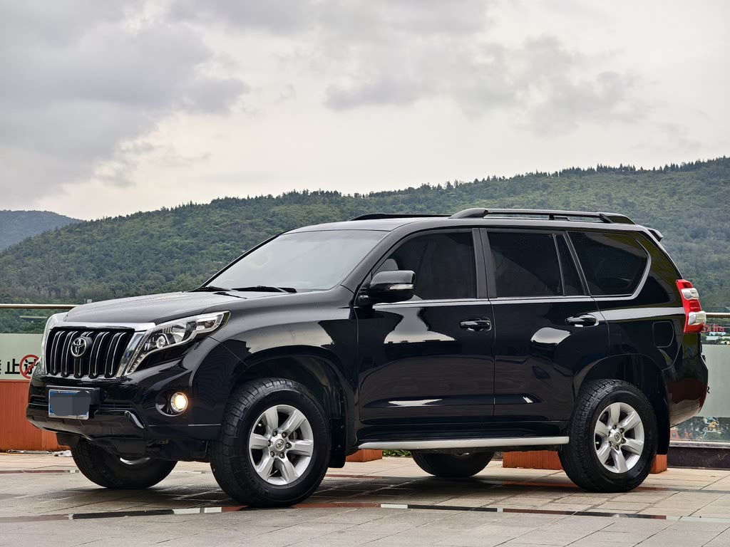 TOYOTA PRADO 2014