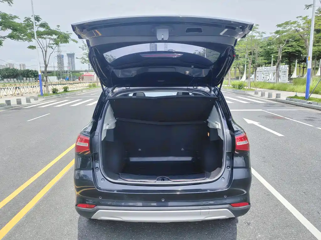 ROEWE RX3 2018