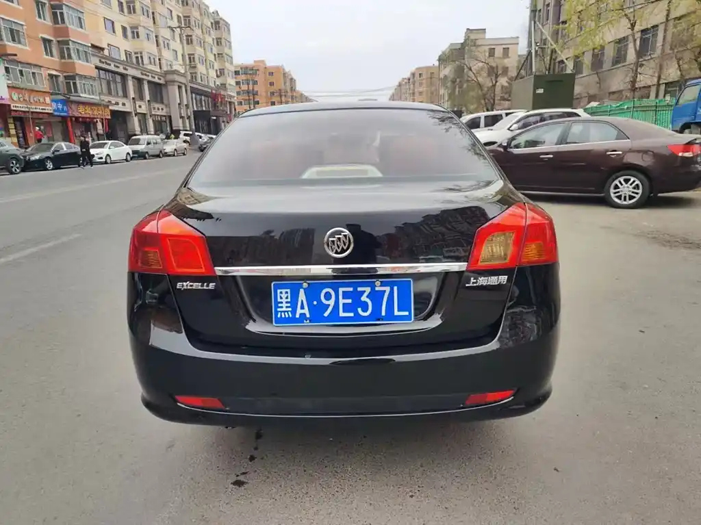 BUICK EXCELLE 2011