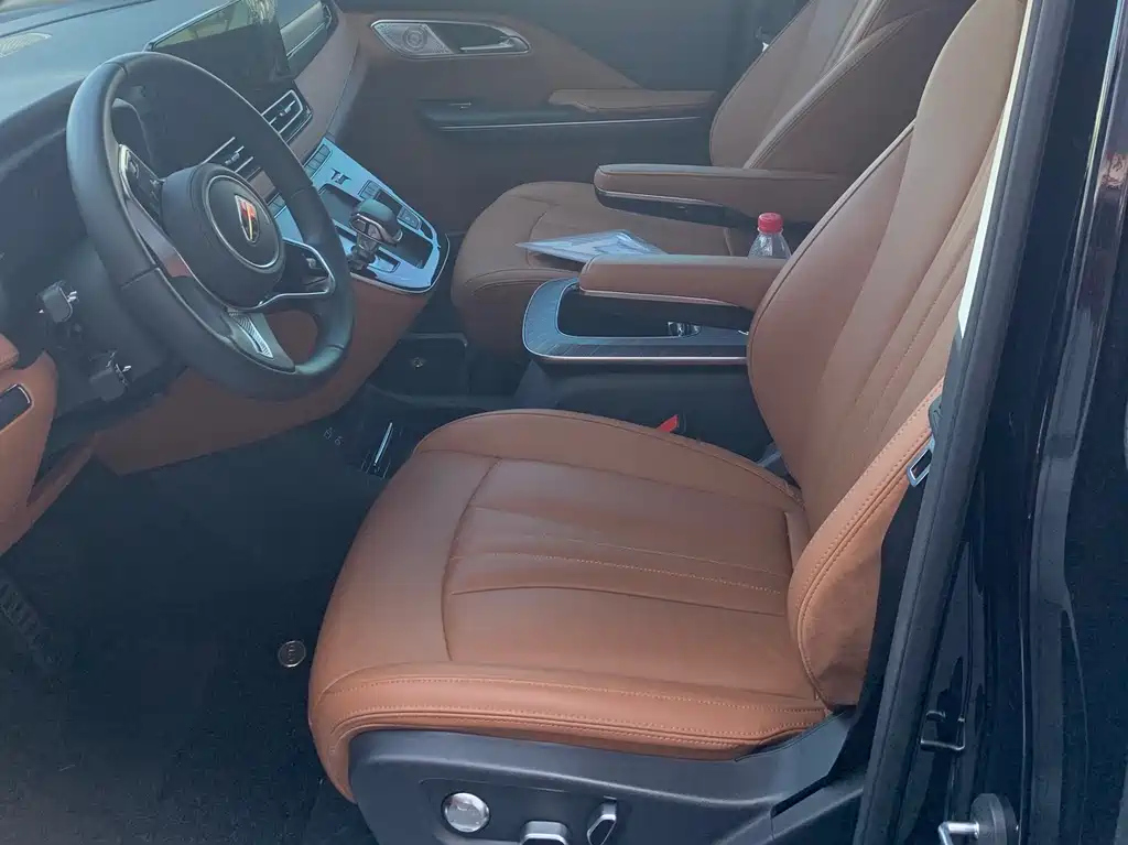 HONGQI HQ9 2023