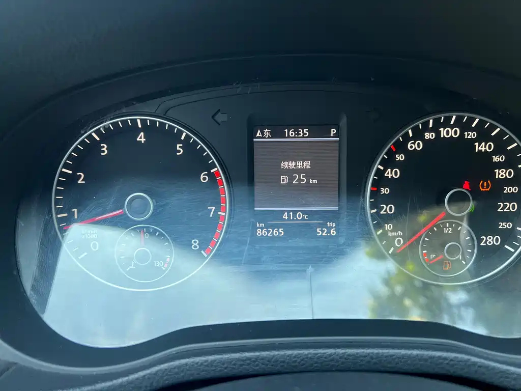 VOLKSWAGEN PASSAT 2015