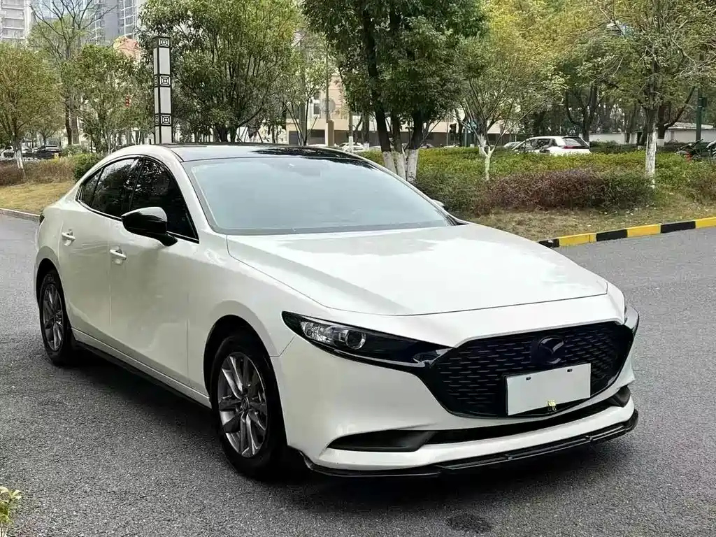 MAZDA 3 AXELA 2021