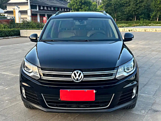 VOLKSWAGEN TIGUAN 2015