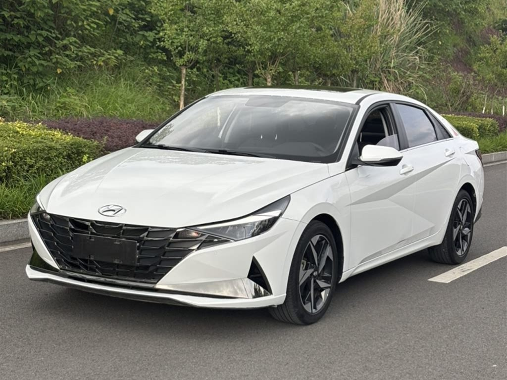 HYUNDAI ELANTRA 2022