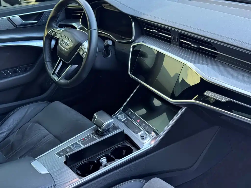 AUDI A6L 2019