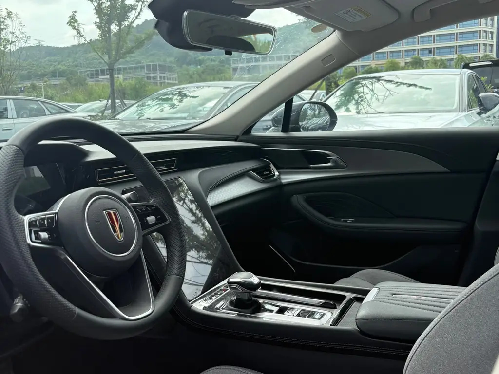 HONGQI H5 2024