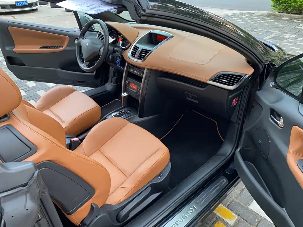 PEUGEOT 207 IMPORT 2014