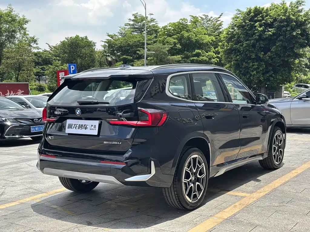 BMW X1 2023
