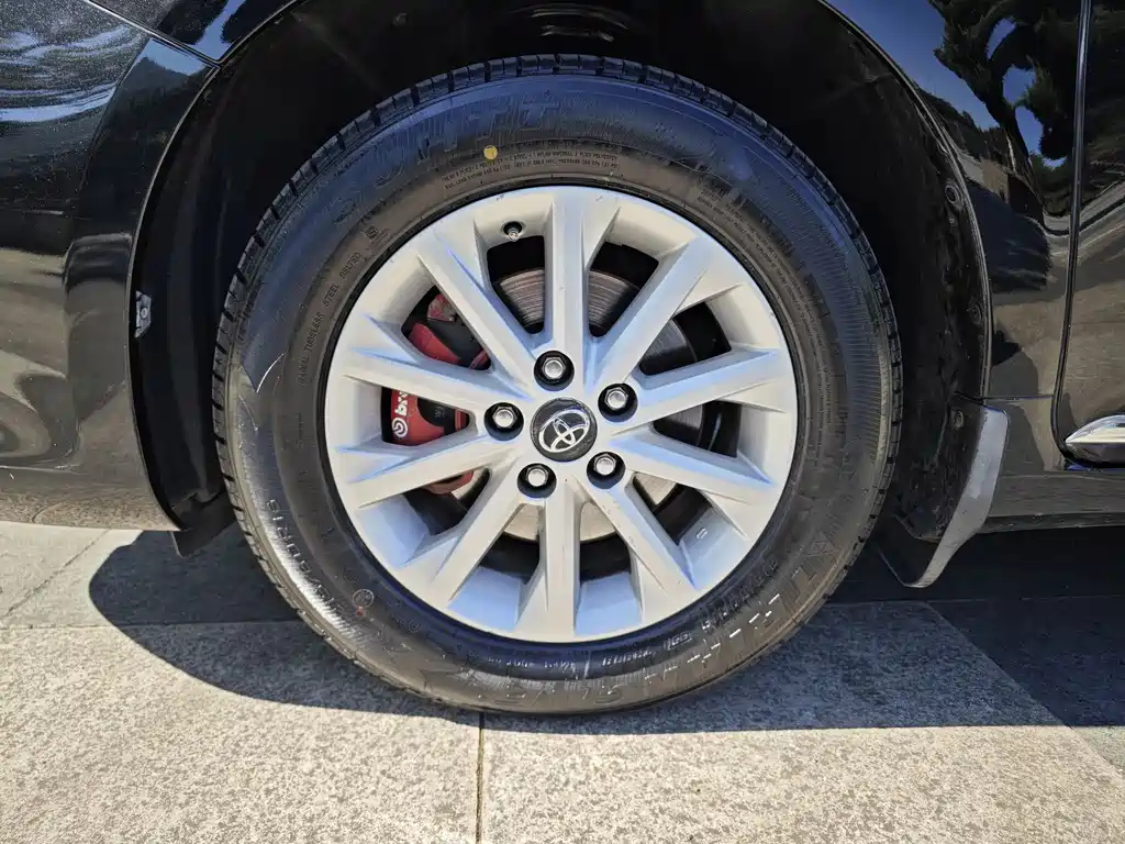 TOYOTA CAMRY 2017