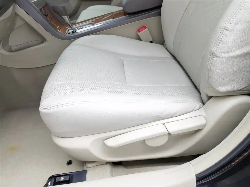 TOYOTA CAMRY 2013