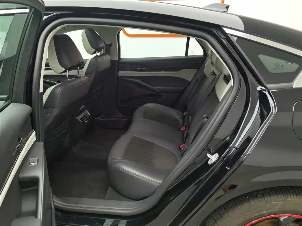 FORD MONDEO 2022