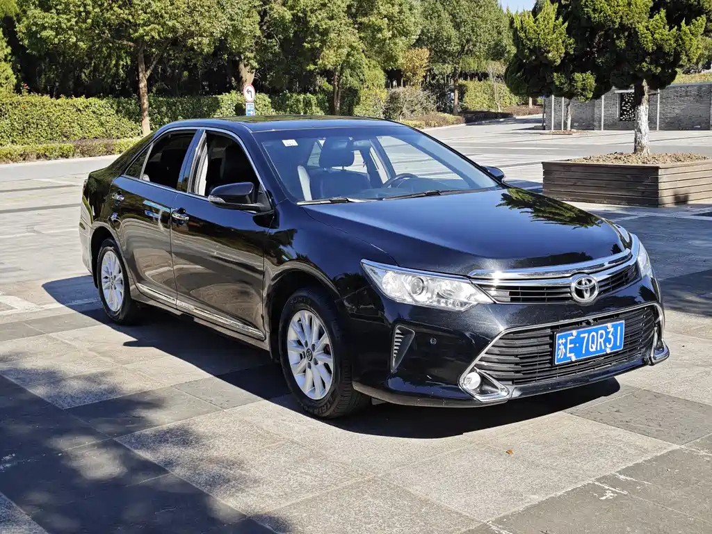 TOYOTA CAMRY 2017