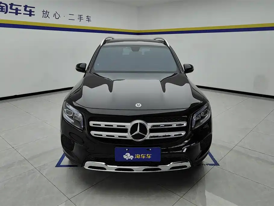 MERCEDES BENZ GLB 2023