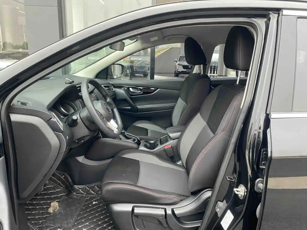 NISSAN QASHQAI 2021