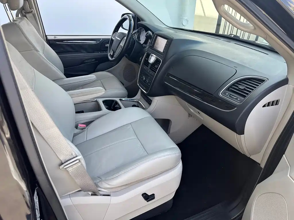 CHRYSLER OTHER 2013