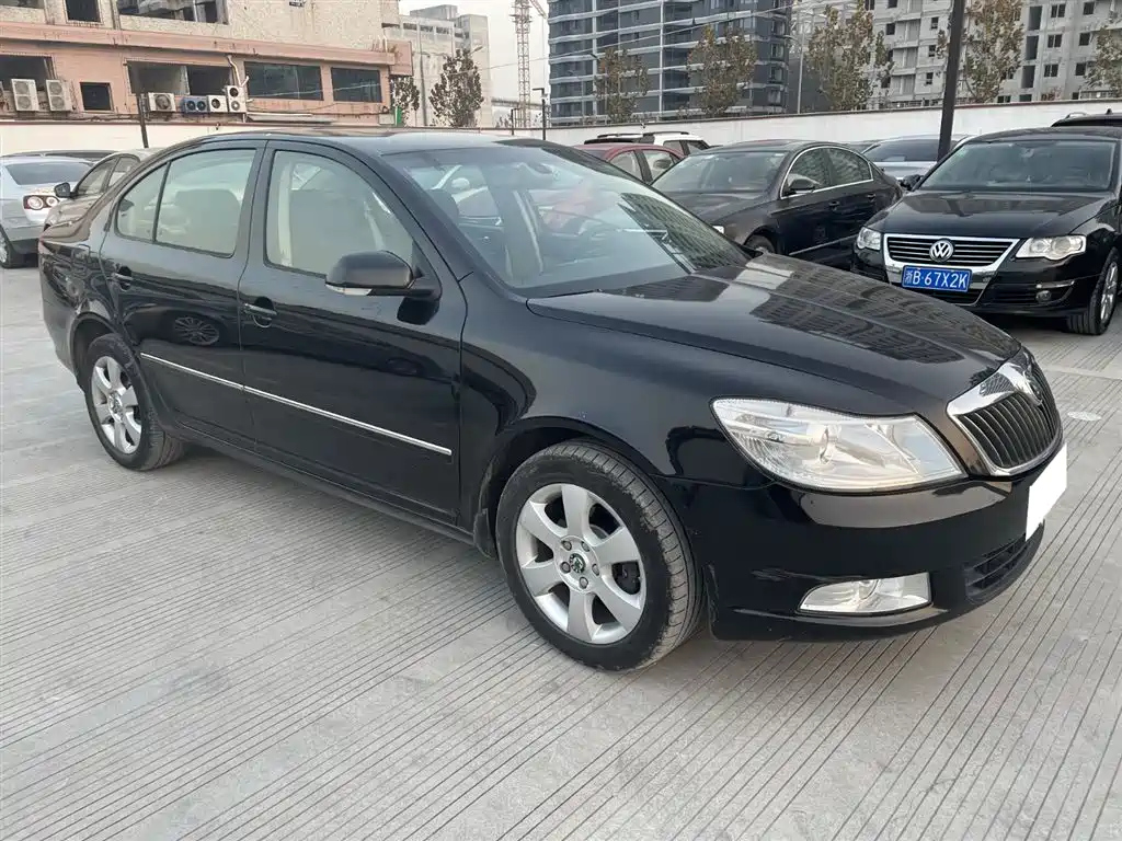 SKODA OCTAVIA 2011