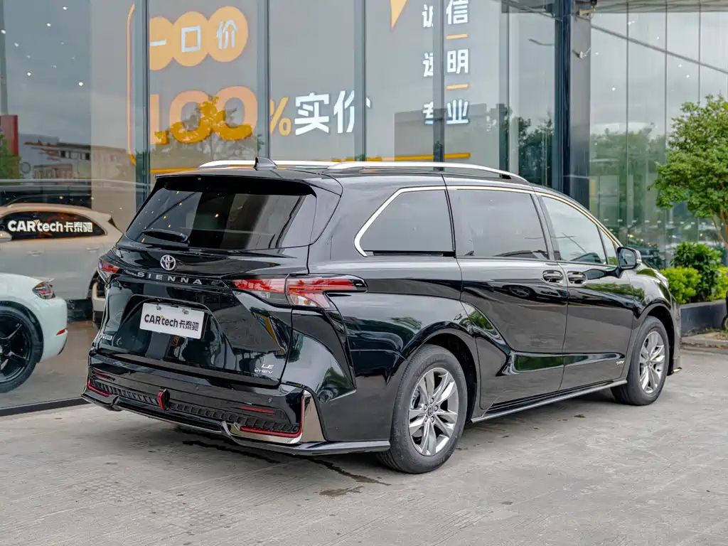 TOYOTA SIENNA SIENNA 2024
