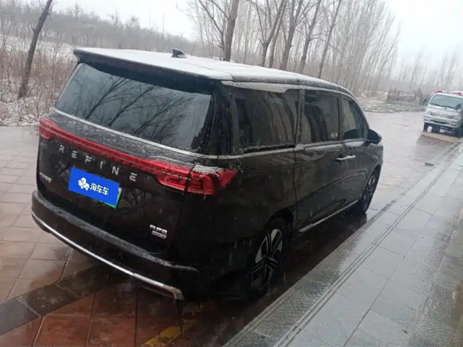 OTHER REFINE RF8 PHEV 2024