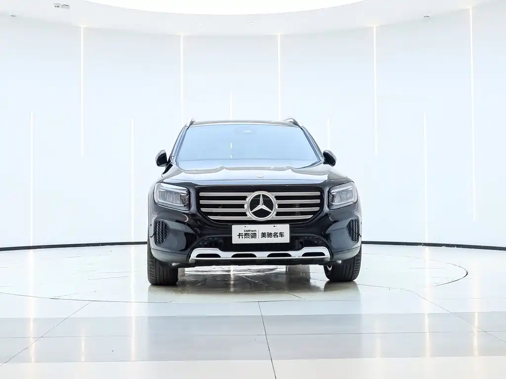 MERCEDES BENZ GLB 2024