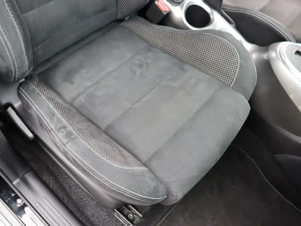 INFINITI ESQ 2017