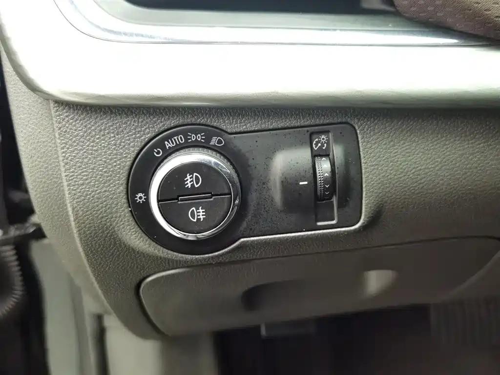 CHEVROLET MALIBU 2017