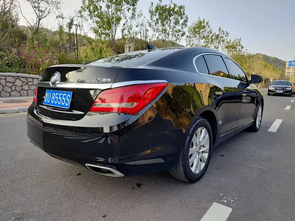 BUICK LACROSSE 2015