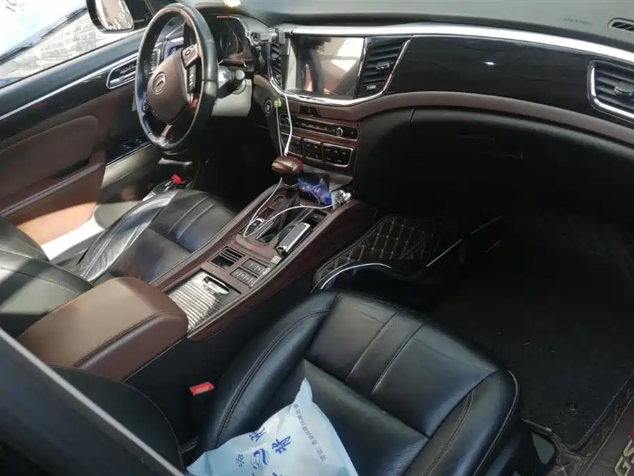 TRUMPCHI GS8 2017
