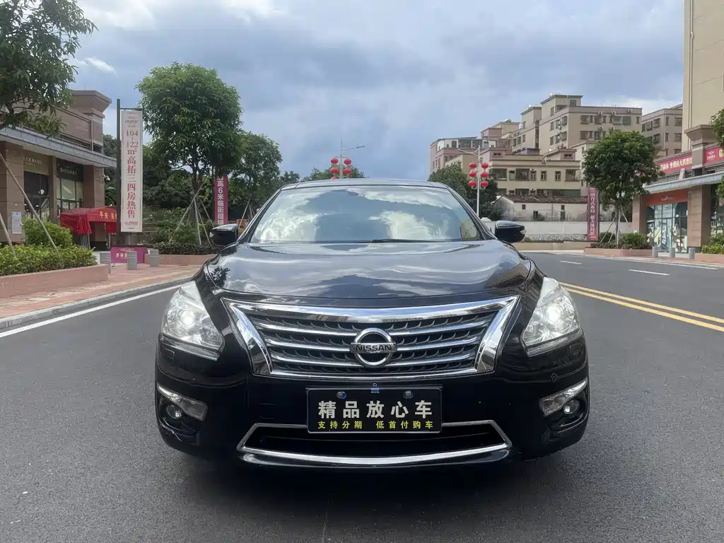 NISSAN TEANA 2015