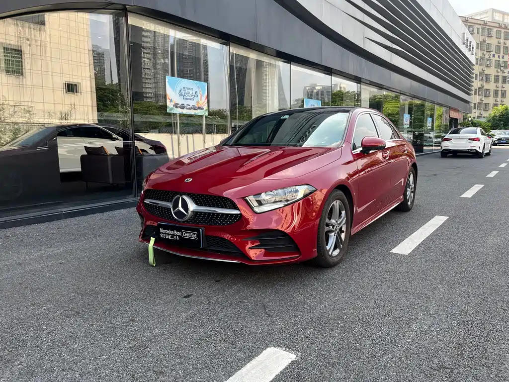 MERCEDES BENZ A-CLASS 2021