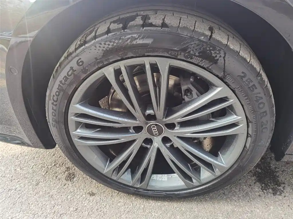 AUDI A7 2024