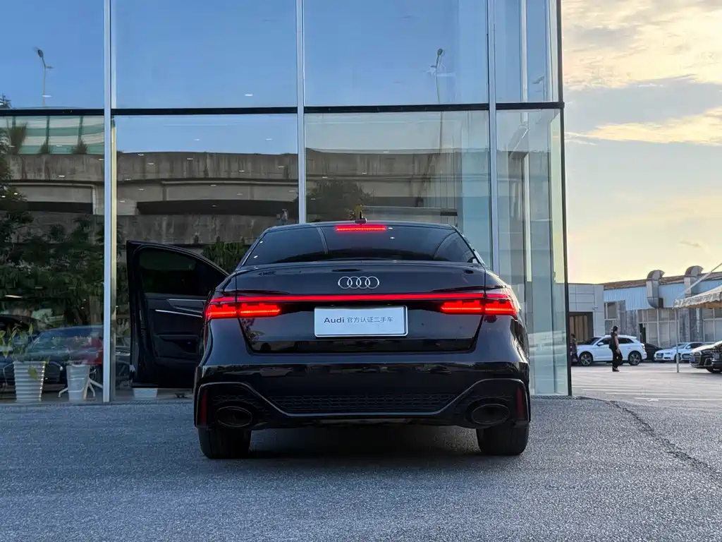 AUDI A6L 2019