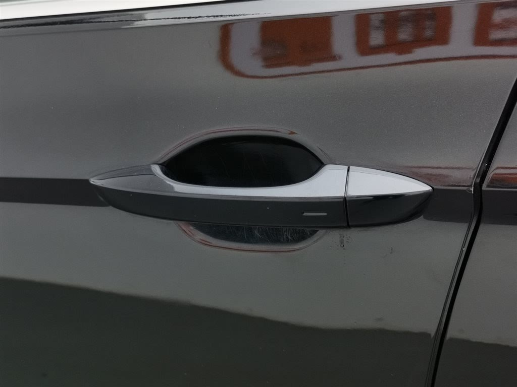 VOLKSWAGEN MAGOTAN 2019
