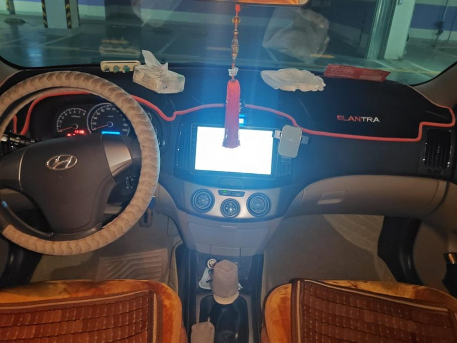 HYUNDAI CELESTA 2015