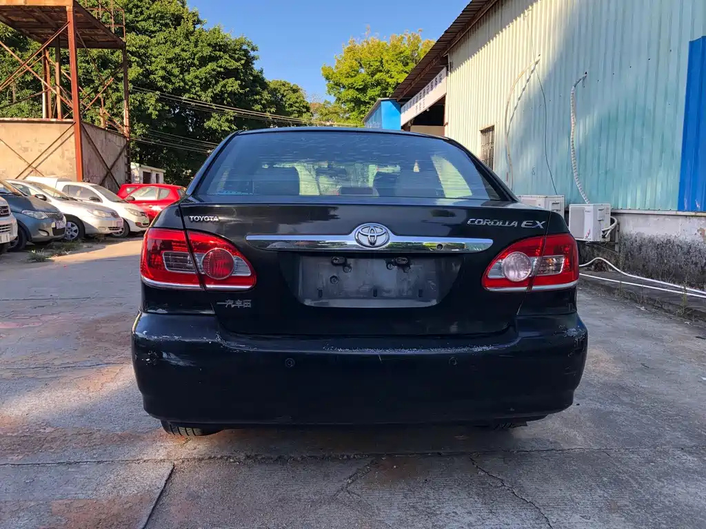 TOYOTA COROLLA 2012