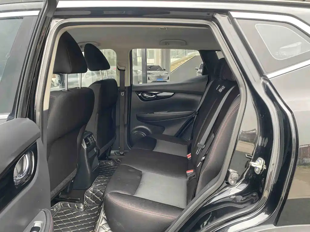 NISSAN QASHQAI 2021