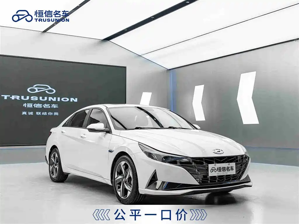 HYUNDAI ELANTRA 2022